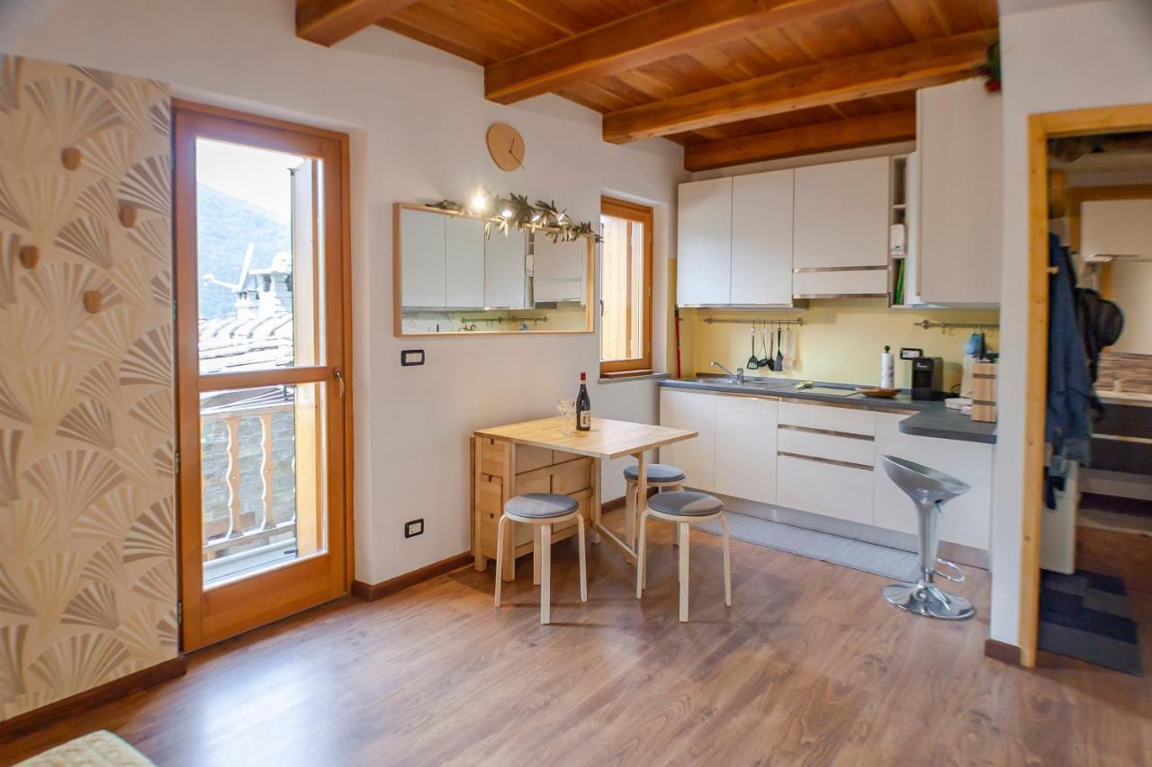 Allo Villo Lovely Apartment Ostana Esterno foto